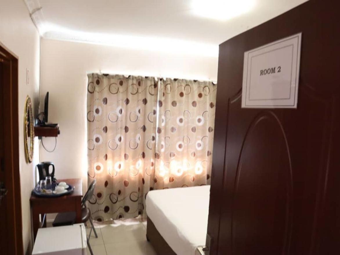 Amariah Guest House Kasane Zimmer foto