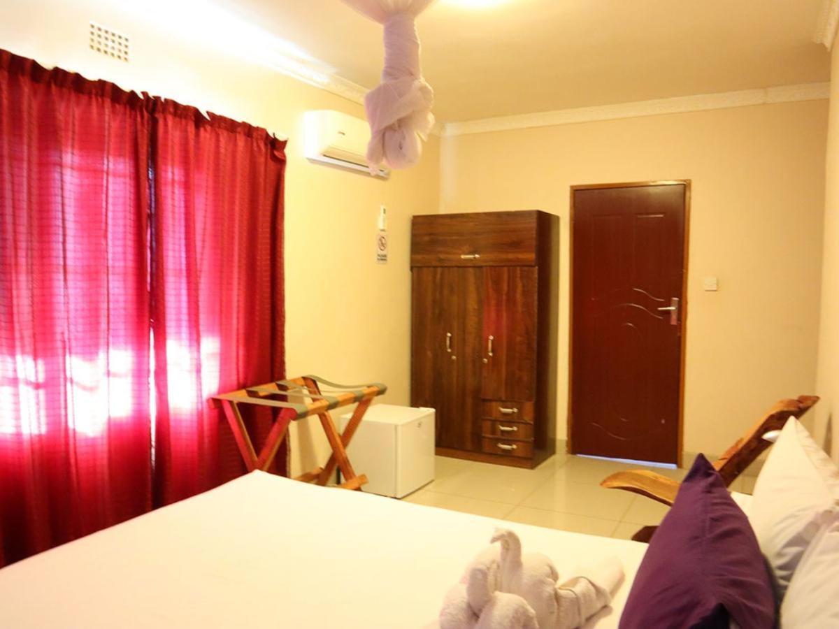 Amariah Guest House Kasane Zimmer foto